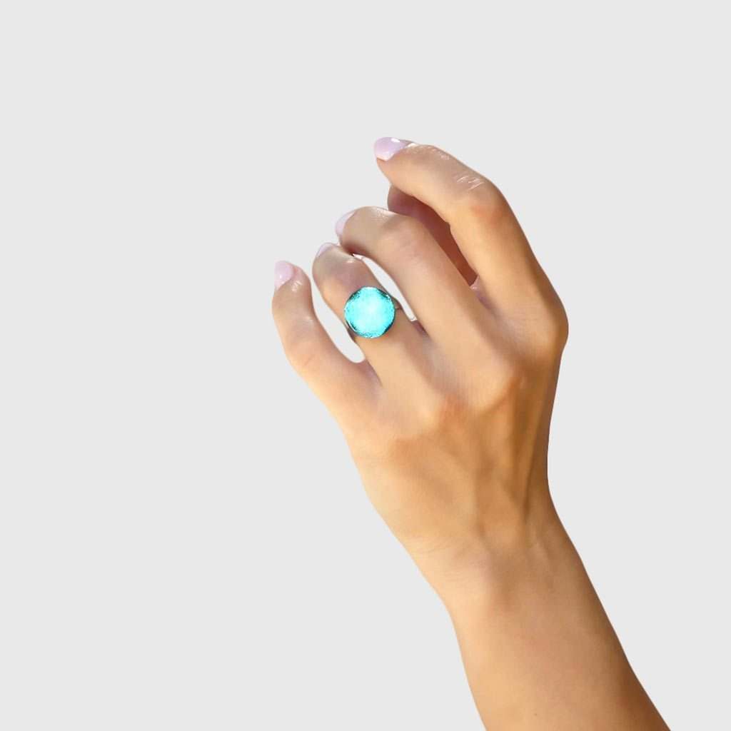 RING TURQUOISE ~ NIGHT BLUE | ECLIPSE | REFLET[proRING TURQUOISE ~ NIGHT BLUEduct_vendor]MicrocosmosPRODUCT INFORMATION 

Exclusive Microcosmoses Glass Reflet™
Base: Stainless Steel 
Bead size: 12~14 mm / 0.47"~0.55"


Free Gift Box 


The  Microcosmoses Reflet  StRINGS GLASS REFLET