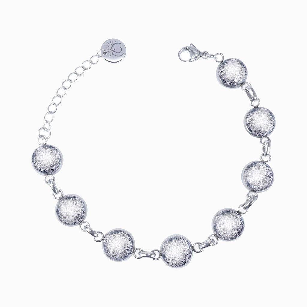 BRACELET SILVER PEARL ~ AQUA BRACELET | REFLET | ADJUSTABLE STEEL[proBRACELET SILVER PEARL ~ AQUA BRACELETduct_vendor]MicrocosmosPRODUCT INFORMATION

Exclusive Microcosmoses Glass Reflet™
Base: Stainless Steel Easy clasp closure
Pearls size: 10 mm / 0.4"

Free Gift Box 


The  Microcosmoses  RBRACELET GLASS REFLET