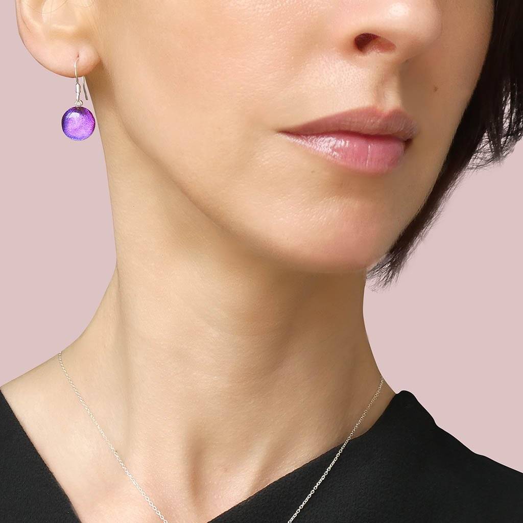 EARRINGS INDIGO ~ ETERNAL FUSHIA | ECLIPSE | SILVER 925 | REFLET[proEARRINGS INDIGO ~ ETERNAL FUSHIAduct_vendor]MicrocosmosPRODUCT INFORMATION

Exclusive Microcosmoses Glass Reflet™
Base: Sterling Silver 925
Bead size: From 12 mm / 0.5"


Free Gift Box 


The  Microcosmoses Reflet EclipsEARRINGS GLASS REFLET