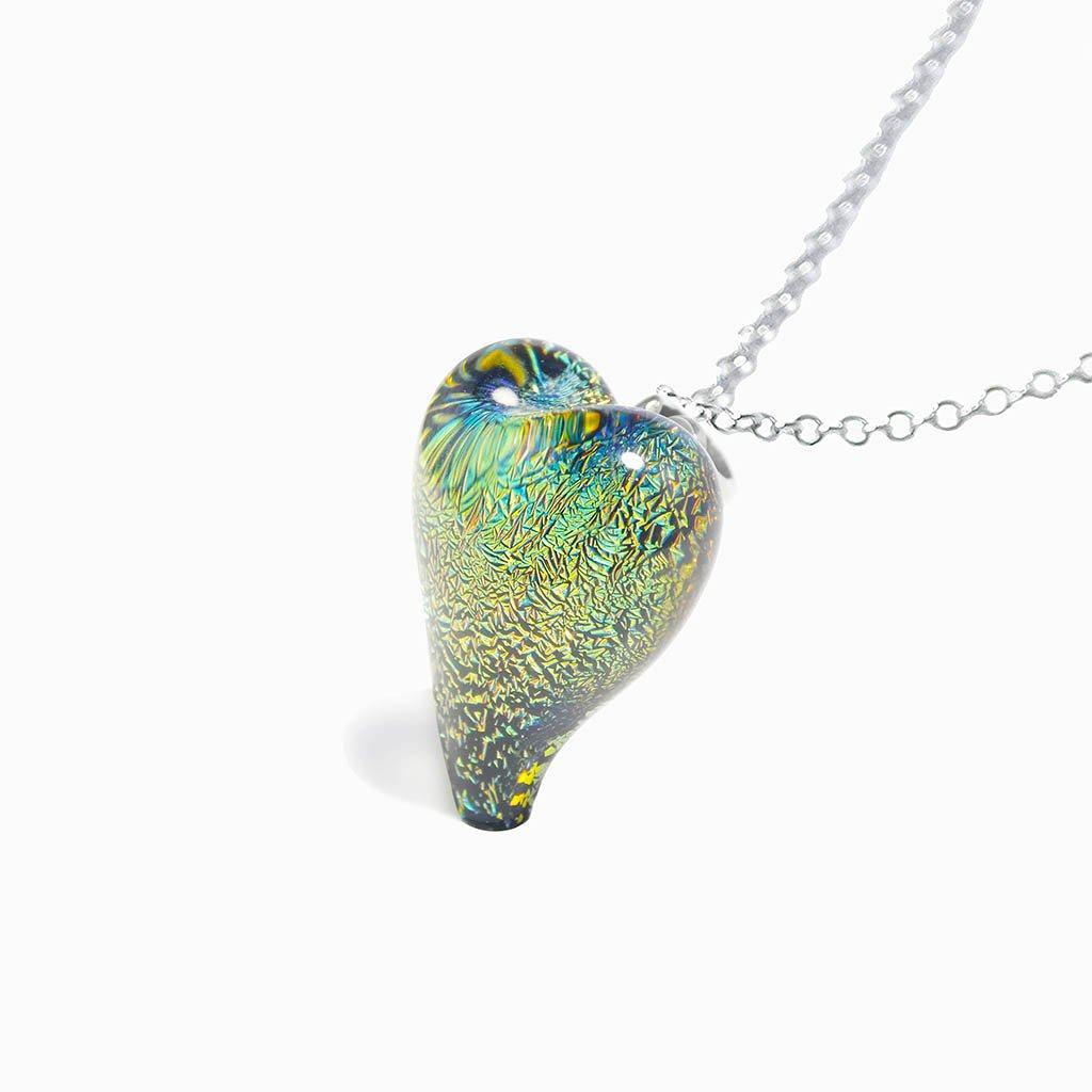 NECKLACE COPPER ~ GREEN BOKEH | HEART | REFLET[proNECKLACE COPPER ~ GREEN BOKEHduct_vendor]MicrocosmosPRODUCT INFORMATION                             

Exlusive Microcosmoses Glass Reflet
Bead size length: 18 mm / 0.7" |  width: 13 mm / 0.5"     

Base chain: SterlinNECKLACE