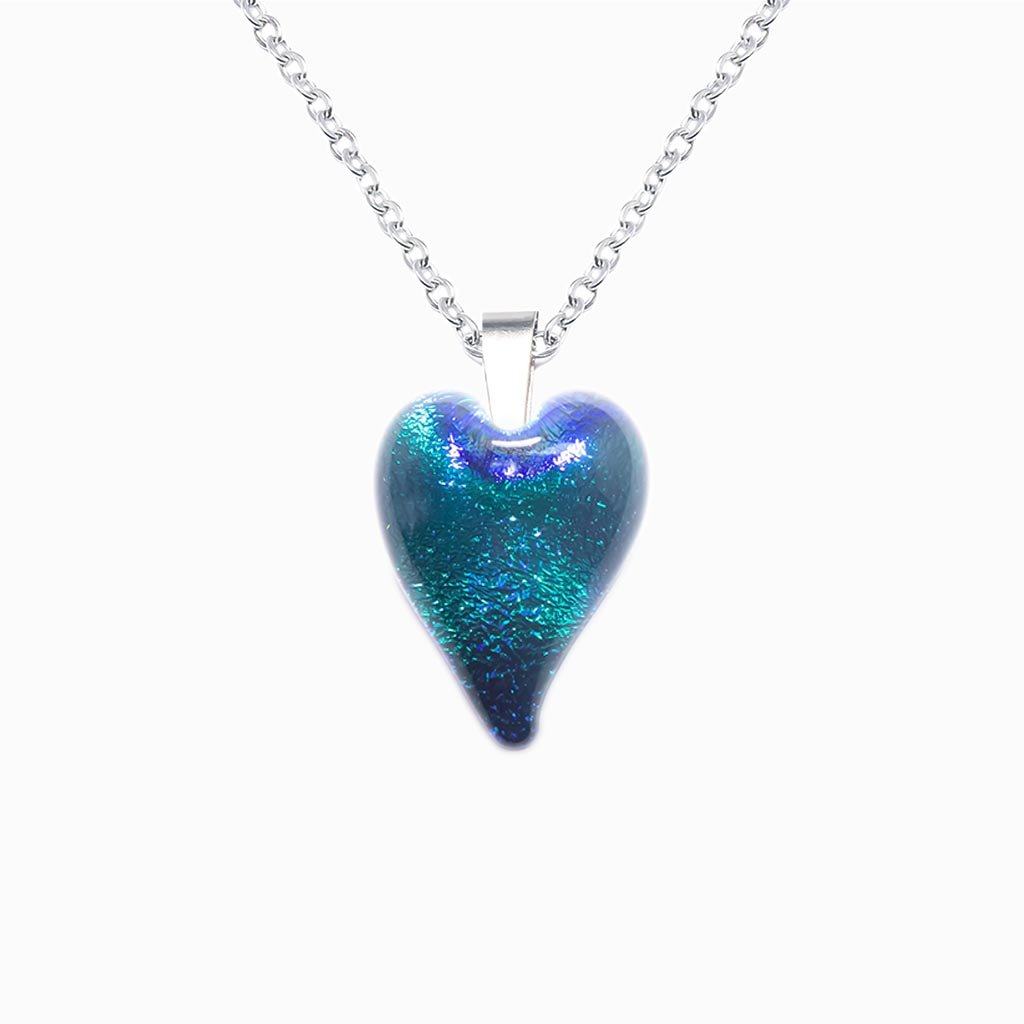 NECKLACE EMERAUDE ~ IRIS BLUE | HEART | REFLET[proNECKLACE EMERAUDE ~ IRIS BLUEduct_vendor]MicrocosmosPRODUCT INFORMATION                             

Exlusive Microcosmoses Glass Reflet
Bead size length: 18 mm / 0.7" |  width: 13 mm / 0.5"     

Base chain: SterlinNECKLACE