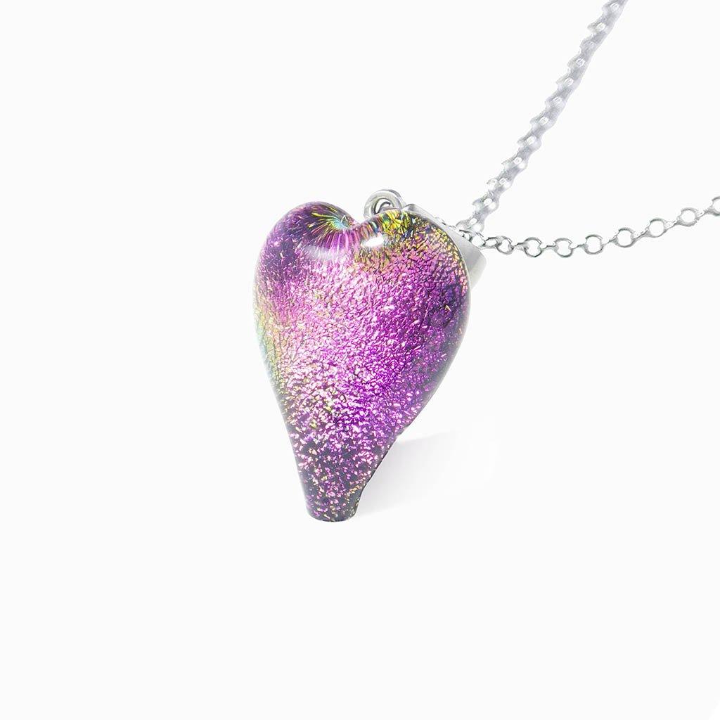 NECKLACE FRENCH PINK ~ GOLD | HEART | REFLET[proNECKLACE FRENCH PINK ~ GOLDduct_vendor]MicrocosmosPRODUCT INFORMATION                             

Exlusive Microcosmoses Glass Reflet
Bead size length: 18 mm / 0.7" |  width: 13 mm / 0.5"     

Base chain: SterlinNECKLACE
