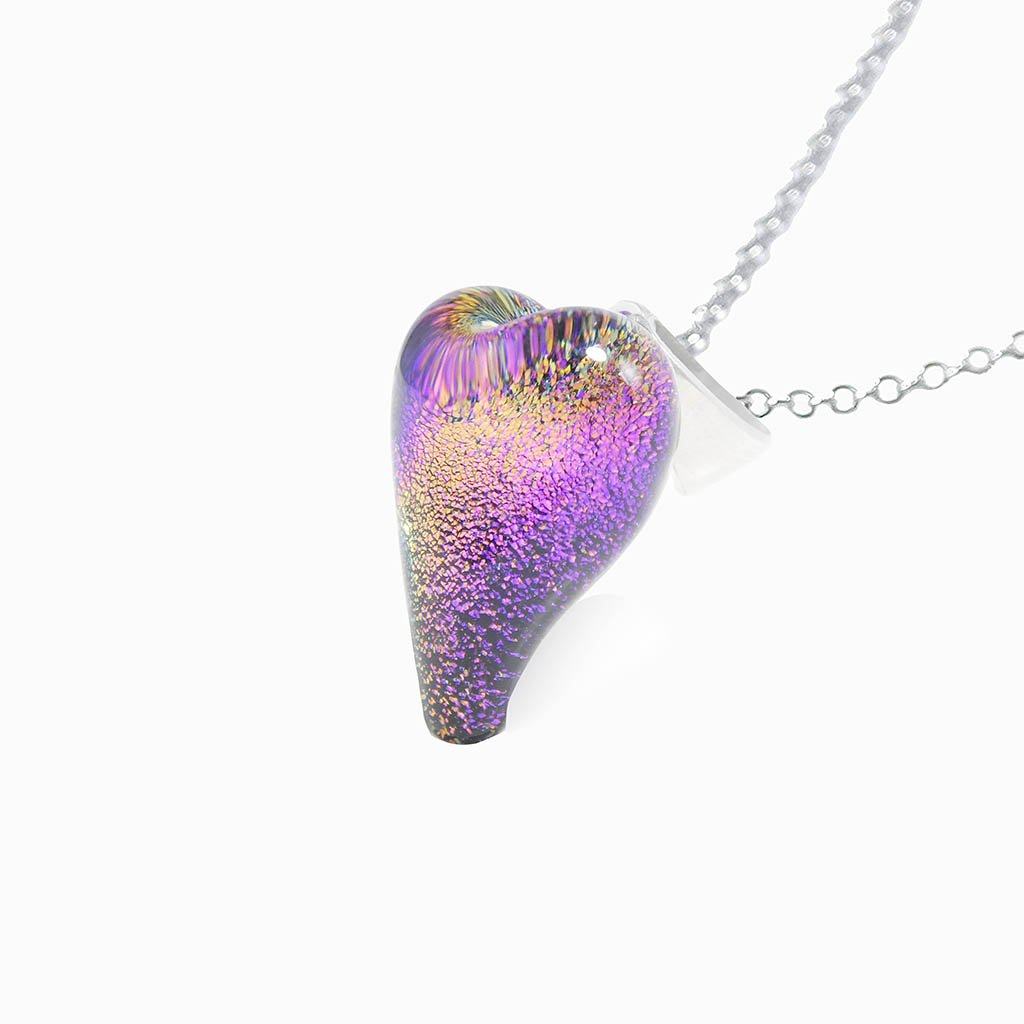 NECKLACE INDIGO ~ ETERNAL FUSHIA | HEART | REFLET[proNECKLACE INDIGO ~ ETERNAL FUSHIAduct_vendor]MicrocosmosPRODUCT INFORMATION                             

Exlusive Microcosmoses Glass Reflet
Bead size length: 18 mm / 0.7" |  width: 13 mm / 0.5"     

Base chain: SterlinNECKLACE