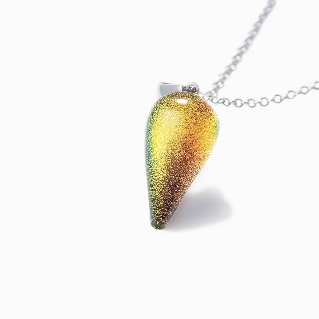 NECKLACE ORANGE GOLD ~ CRYSTAL GREEN | DROP | REFLET[proNECKLACE ORANGE GOLD ~ CRYSTAL GREENduct_vendor]MicrocosmosPRODUCT INFORMATION

Exlusive Microcosmoses Glass Reflet
Bead size length: 20 mm/ 0.8" |  width: 12 mm/ 0.5"

Base chain: Sterling Silver 925 ~ Stainless Steel 
ChaiNECKLACE