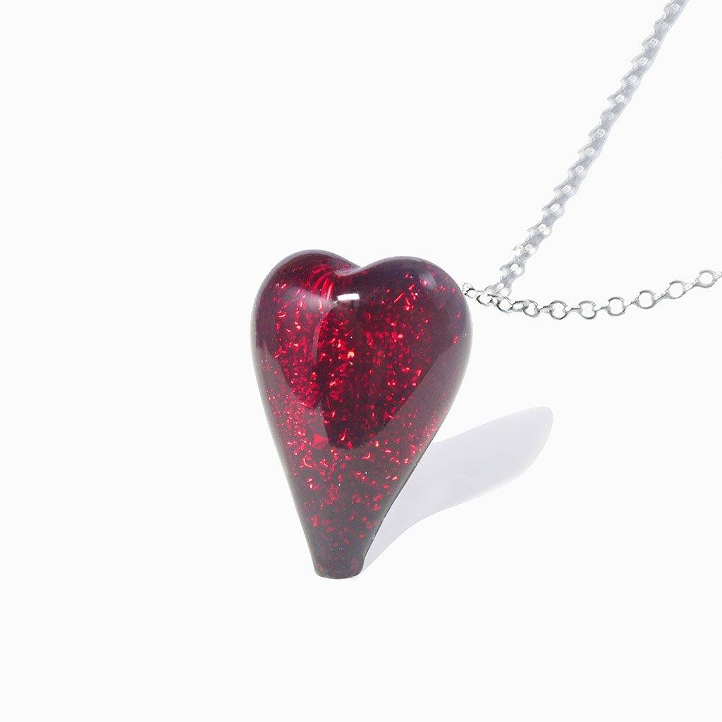 NECKLACE RED RUBY | HEART | REFLET[proNECKLACE RED RUBYduct_vendor]MicrocosmosPRODUCT INFORMATION                             

Exlusive Microcosmoses Glass Reflet
Bead size length: 18 mm / 0.7" |  width: 13 mm / 0.5"     

Base chain: SterlinNECKLACE
