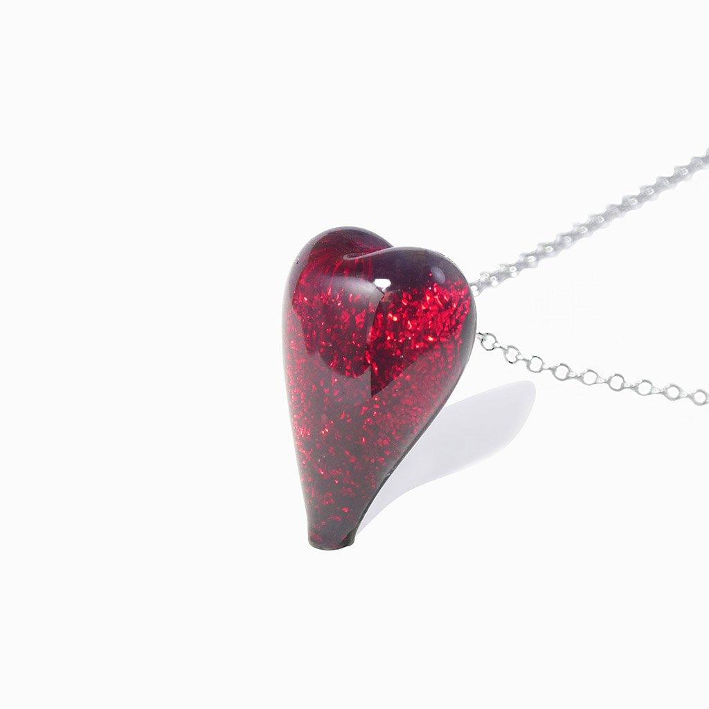 NECKLACE RED RUBY | HEART | REFLET[proNECKLACE RED RUBYduct_vendor]MicrocosmosPRODUCT INFORMATION                             

Exlusive Microcosmoses Glass Reflet
Bead size length: 18 mm / 0.7" |  width: 13 mm / 0.5"     

Base chain: SterlinNECKLACE