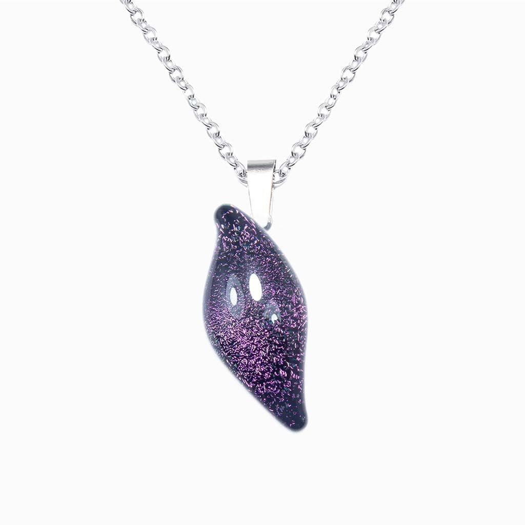 NECKLACE VIOLET ~ EMERALD | ALMOND | REFLET[proNECKLACE VIOLET ~ EMERALDduct_vendor]MicrocosmosPRODUCT INFORMATION

Exlusive Microcosmoses Glass Reflet
Bead size length: 25 mm / 1" |  width: 10 mm / 0.4"

Chain: Sterling Silver 925 ~ Stainless Steel 
Chain thiNECKLACE