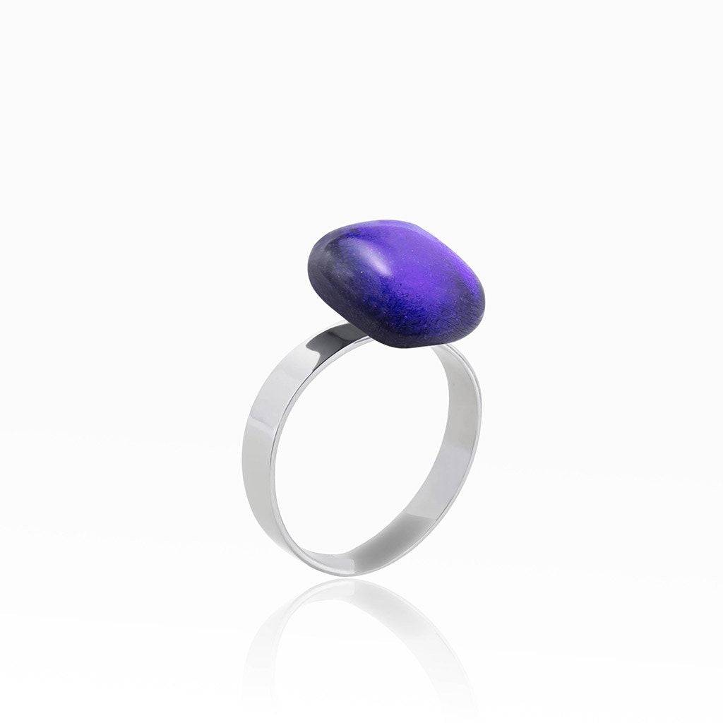 RING EMERAUDE ~ IRIS BLUE | SQUIRCLE | REFLET[proRING EMERAUDE ~ IRIS BLUEduct_vendor]MicrocosmosPRODUCT INFORMATION

Exclusive Microcosmoses Glass Reflet™
Base: Stainless Steel 
Bead size length: 12~14 mm / 0.47"~0.55" |  width: 12~14 mm / 0.47"~0.55"


Free GiRINGS GLASS REFLET